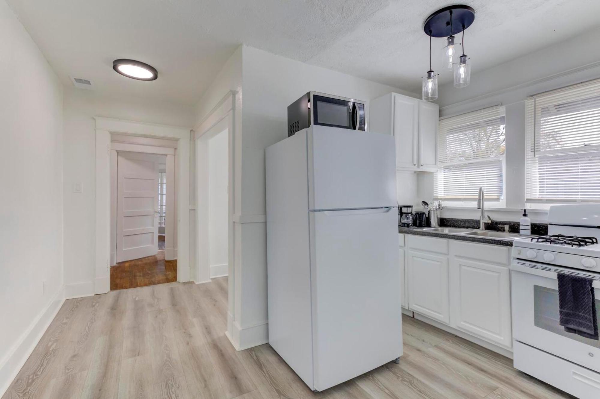 Charming Cooper-Young Flat In The Heart Of Memphis Exterior foto