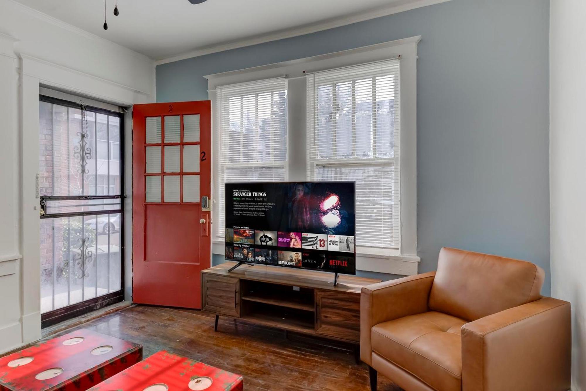 Charming Cooper-Young Flat In The Heart Of Memphis Exterior foto