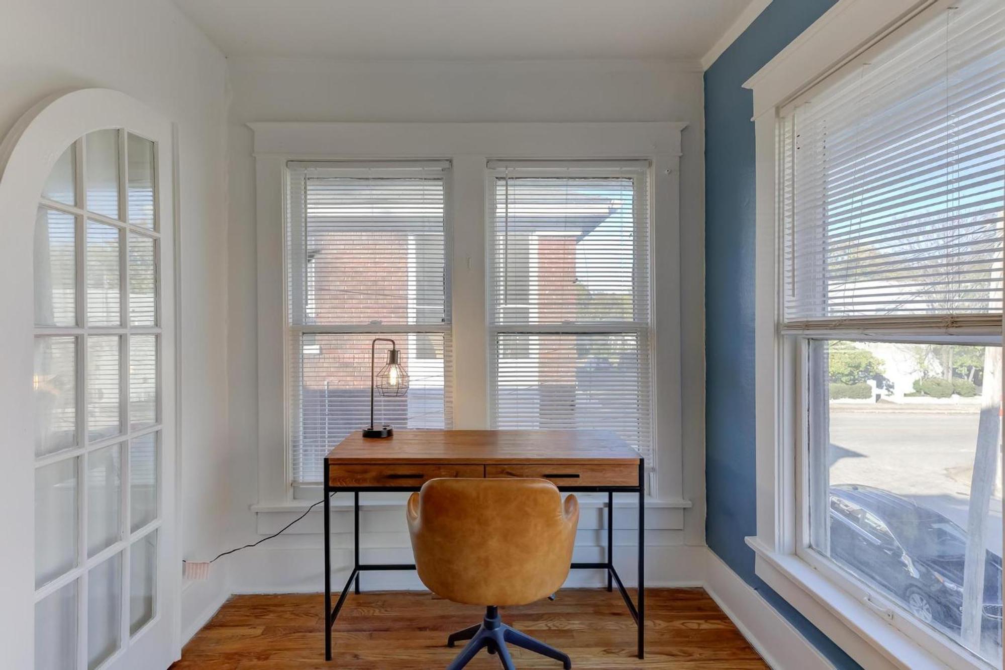 Charming Cooper-Young Flat In The Heart Of Memphis Exterior foto